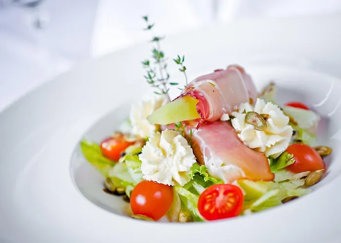 Oda ve Kahvaltı Zameczek Mysliwski Darz Bor